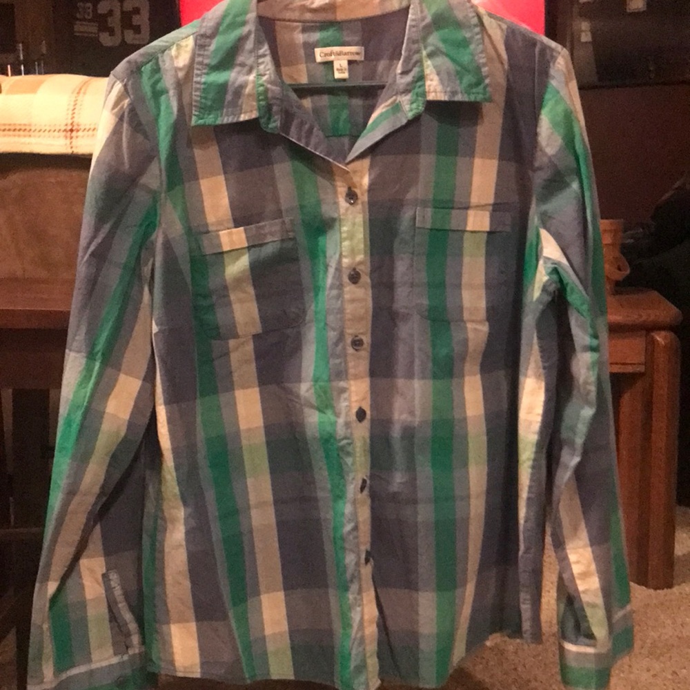 Croft and Barrow Womens button up long sleeve shirt